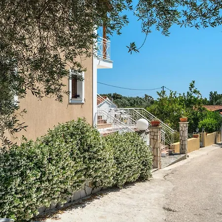 Marketos 1 Apartman *