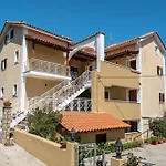 Marketos 1 Apartment *